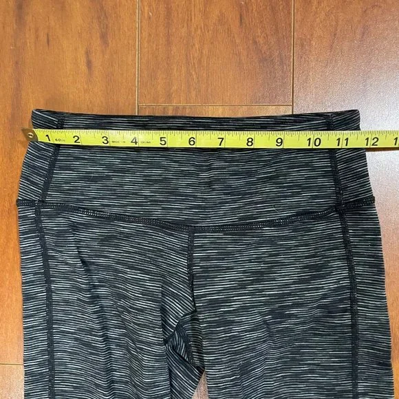 Athleta Energy Chaturanga Black Space Dye Cropped Legging Pant XS - Picture 9 of 12